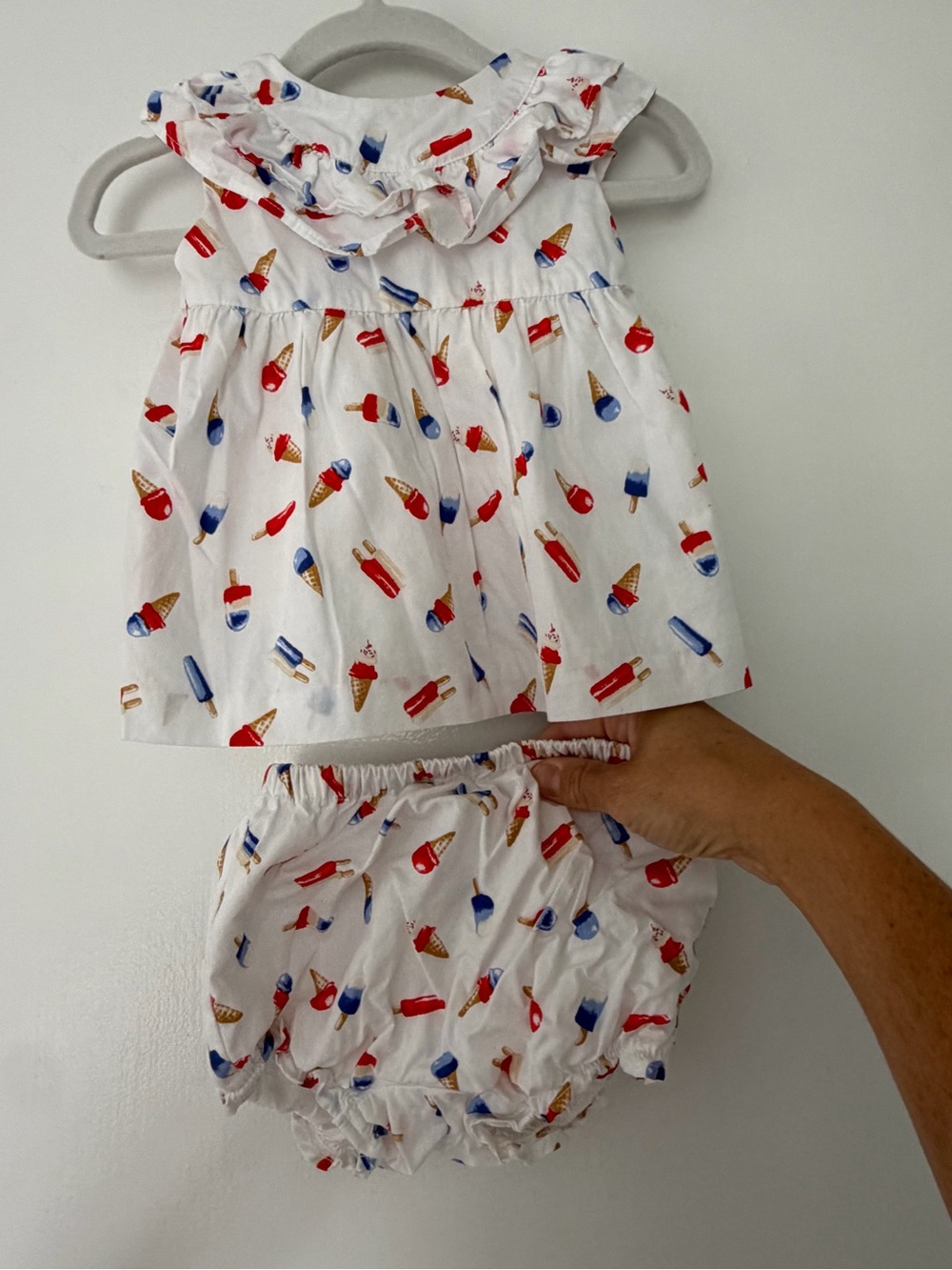 Janie and Jack Baby Girls White Ice Cream Print Ruffle Top & Bloomers Set 6-12m